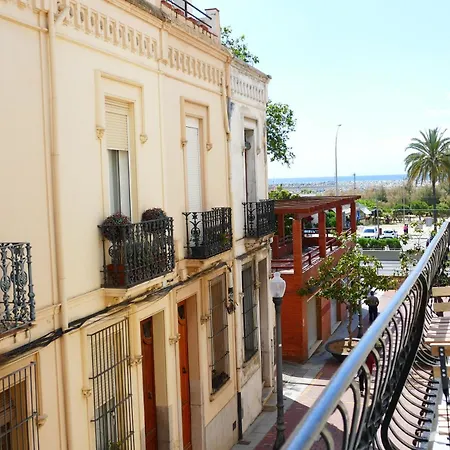 La Llar De La Kim, Bonita Casa A 150m Del Mar Y 40km De Barcelona Holiday home