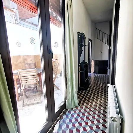 Semesterbostad La Llar De La Kim, Bonita Casa A 150m Del Mar Y 40km De Barcelona